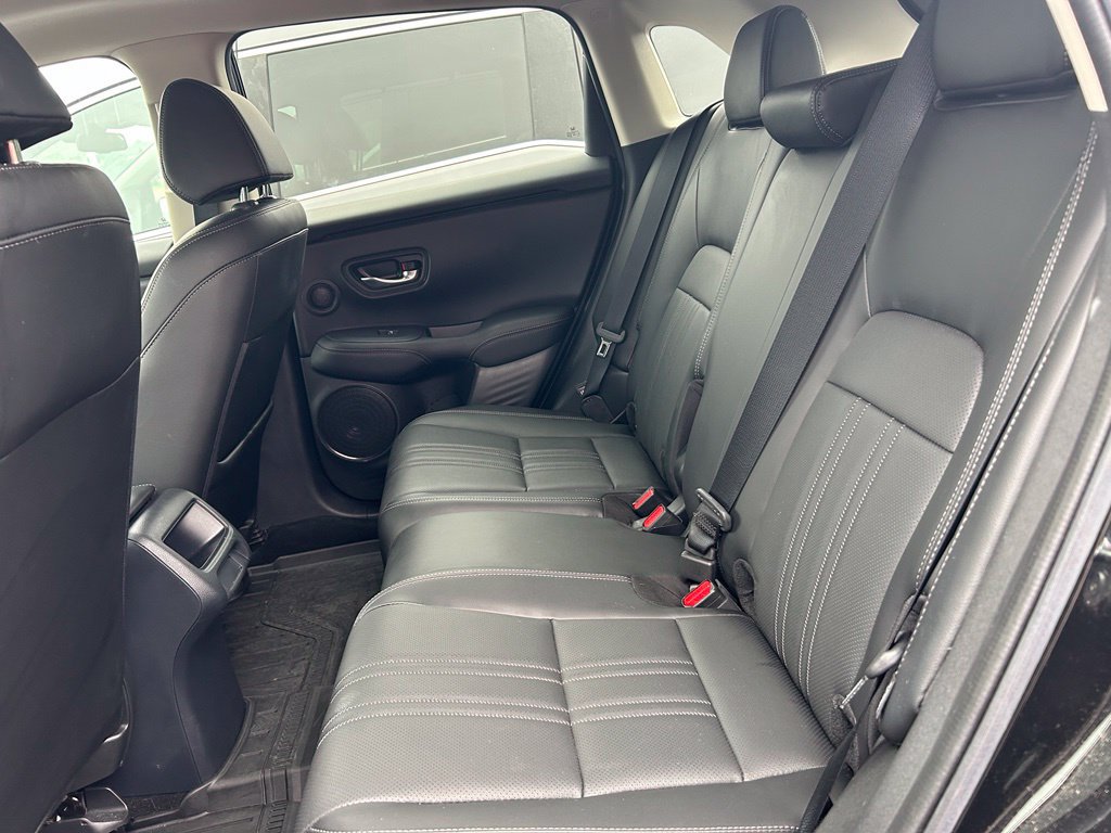 Used 2025 Honda HR-V EX-L image 7