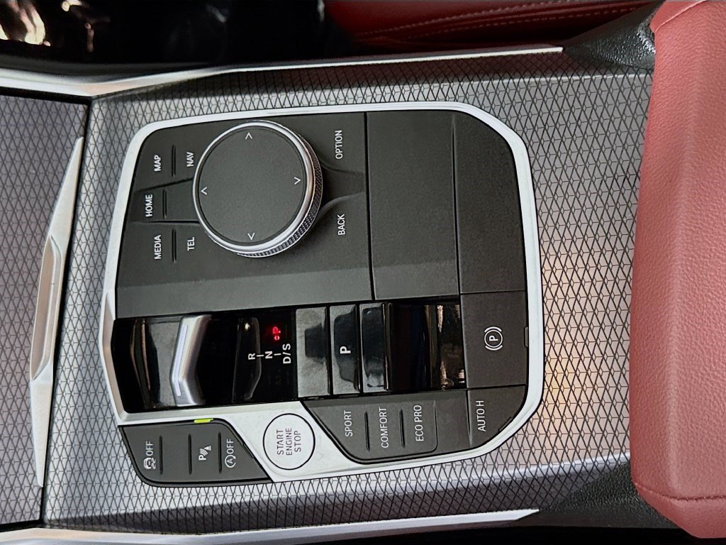 Used 2026 BMW 330i Sedan RWD image 19