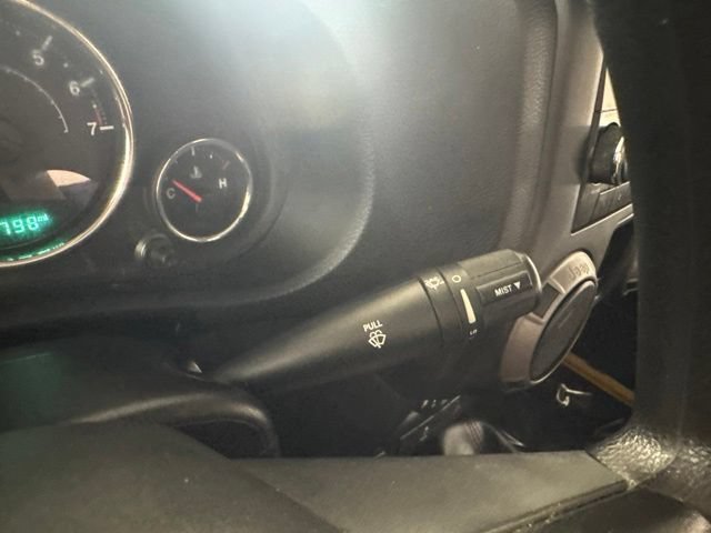 Used 2015 Jeep Wrangler Unlimited Sport AWD/4WD image 31
