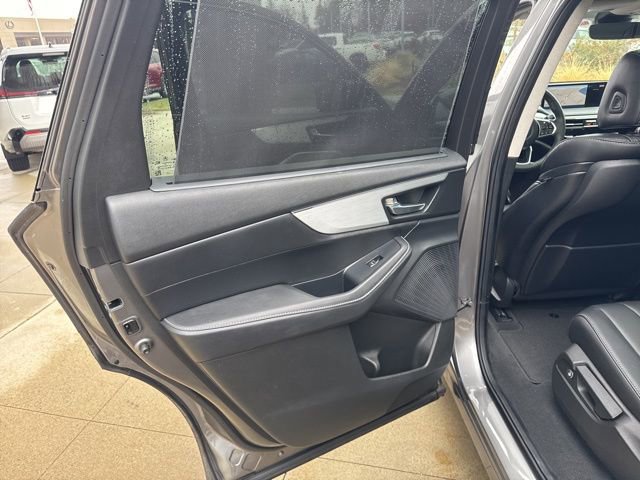 Used 2024 Acura MDX SH-AWD w/ Technology Package image 32