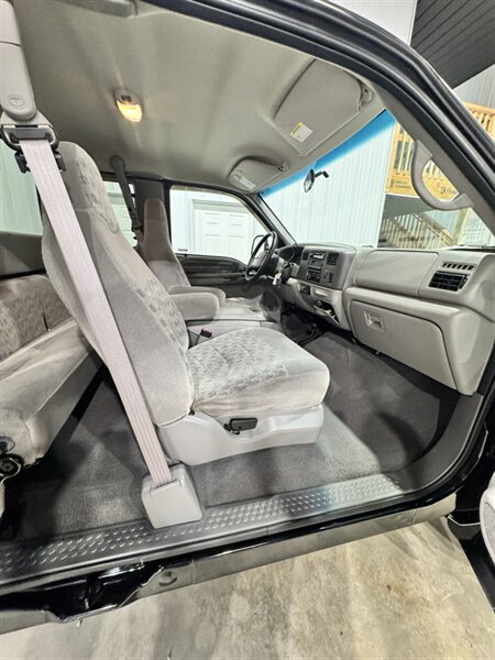 Used 1999 Ford F250 XLT AWD/4WD image 13