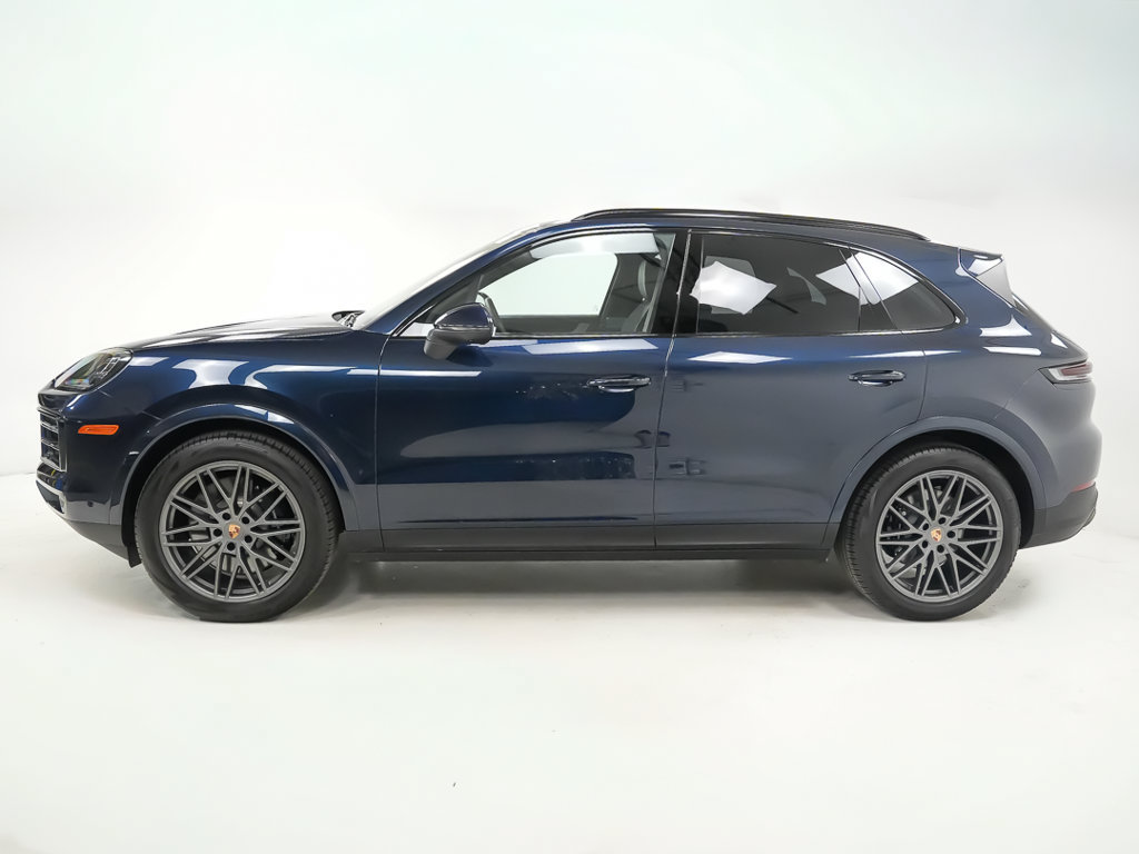 New 2026 Porsche Cayenne S w/ Premium Package Plus AWD/4WD image 2