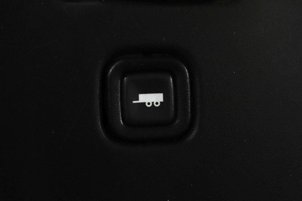 Used 2015 Chevrolet Express 4500 RWD image 31