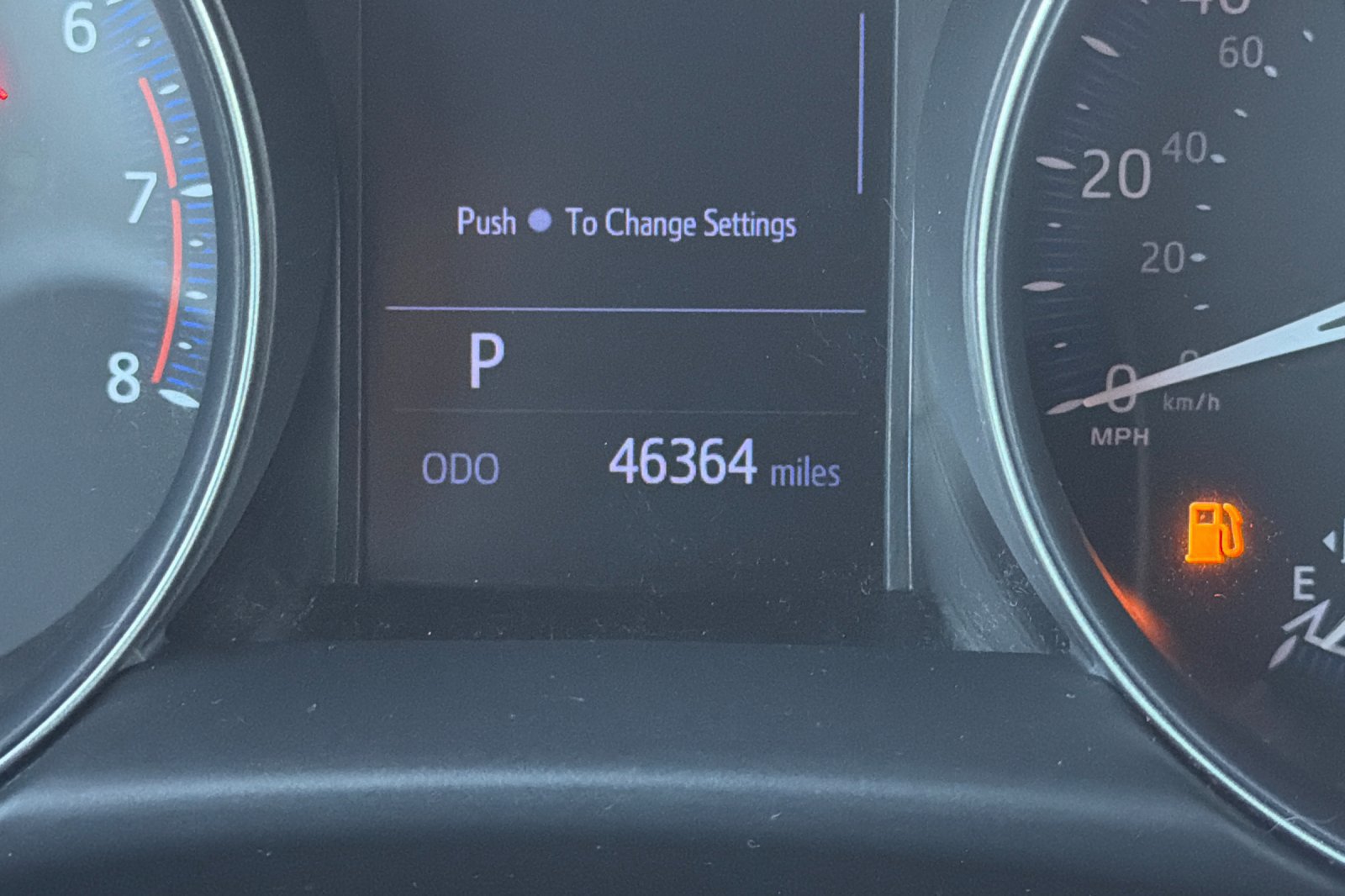 Used 2020 Toyota C-HR XLE FWD image 33