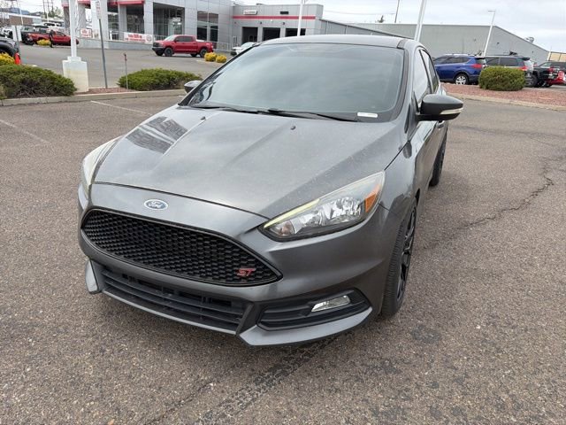 Used 2018 Ford Focus ST FWD image 5
