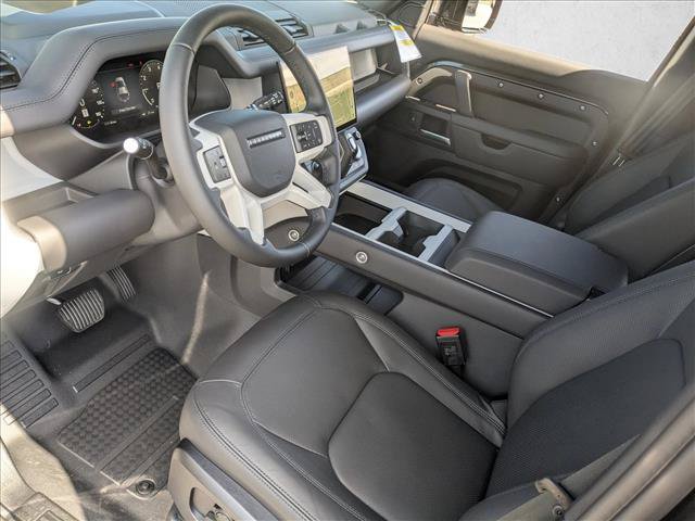 New 2026 Land Rover Defender 110 X-Dynamic SE AWD/4WD image 3