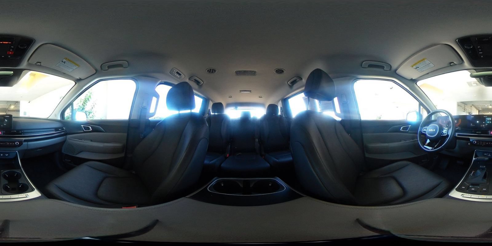 Used 2026 Kia Carnival FWD image 45