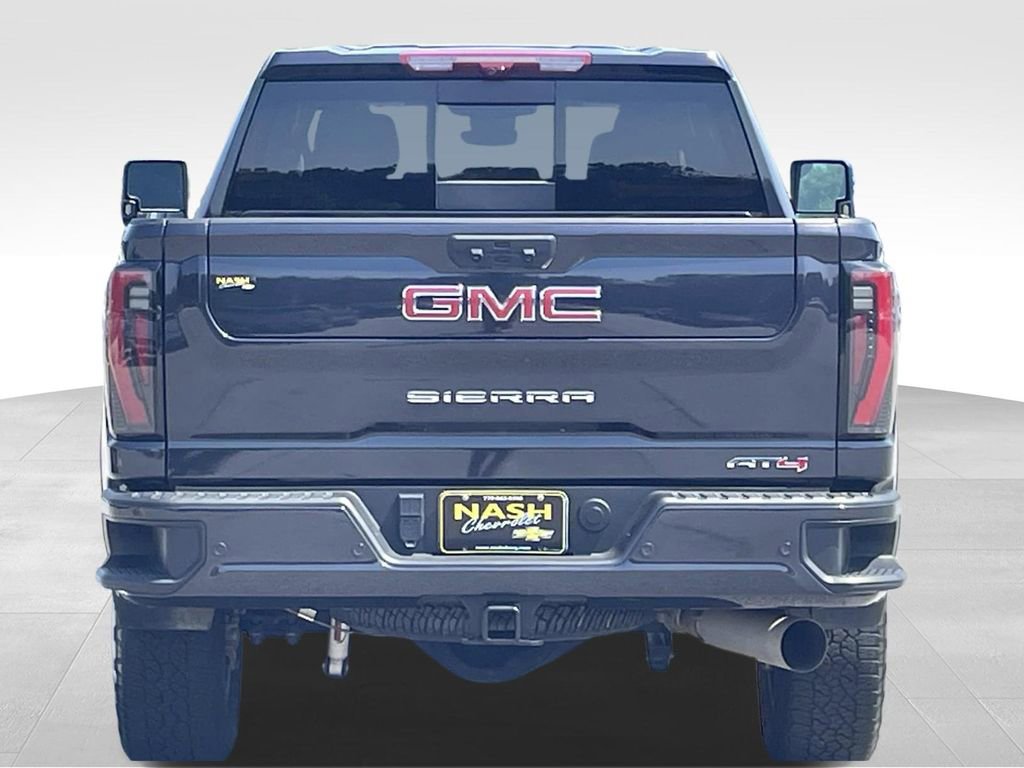 Used 2024 GMC Sierra 2500 AT4 w/ AT4 Premium Plus Package AWD/4WD image 4