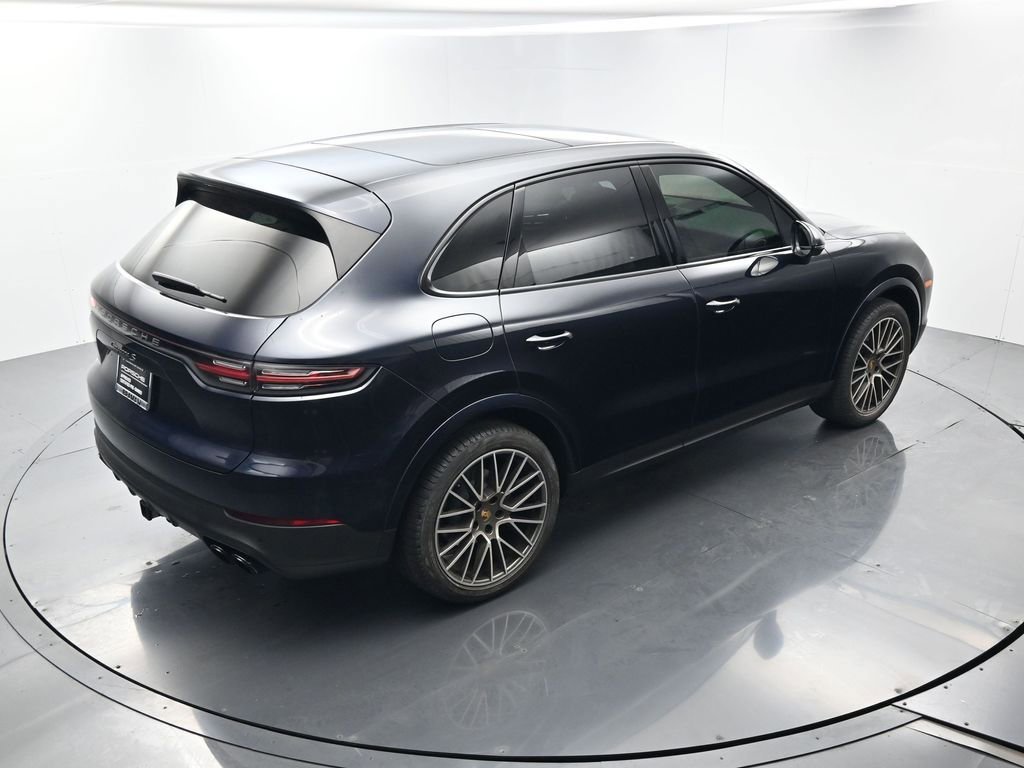 Certified 2023 Porsche Cayenne S Platinum image 38