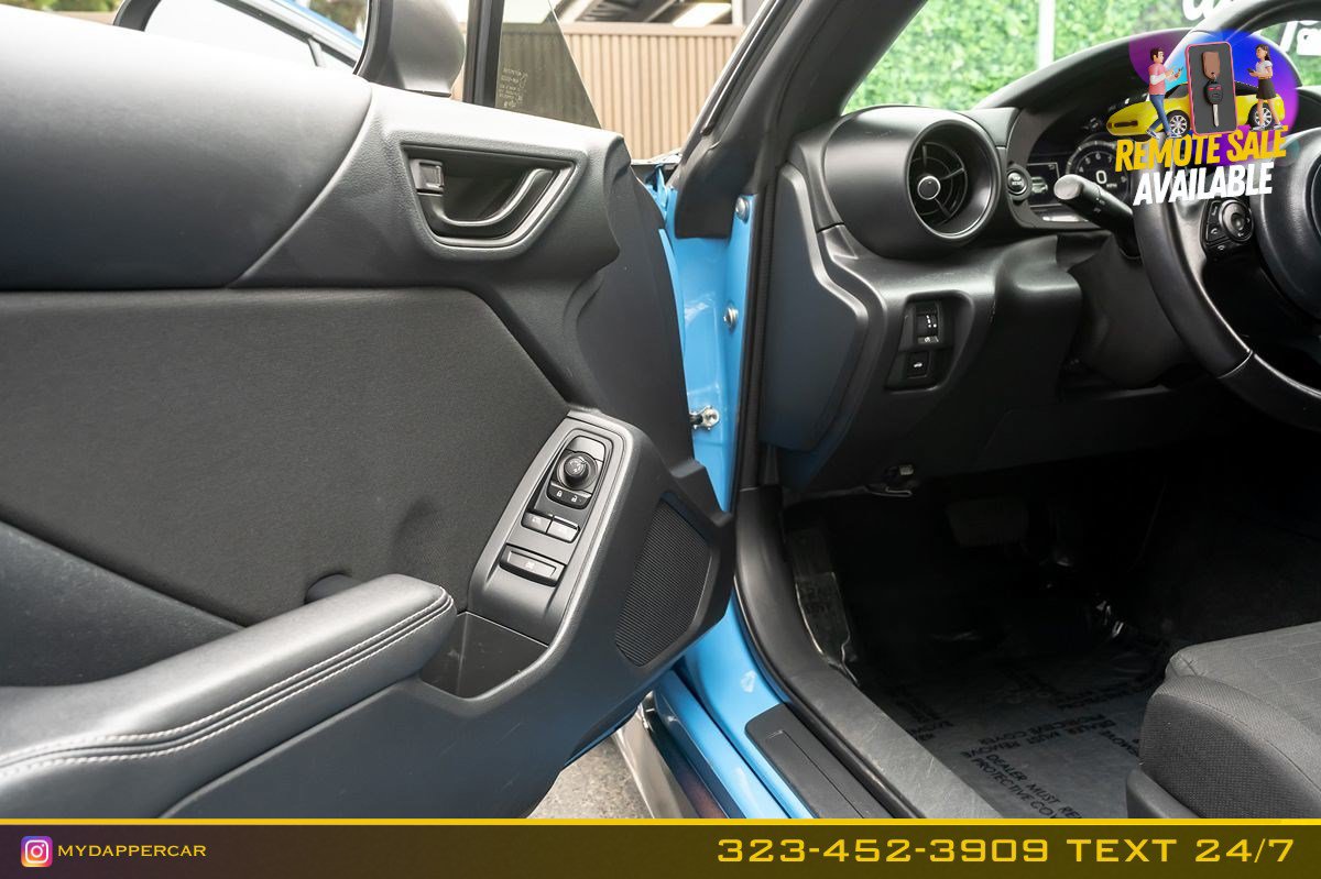 Used 2022 Toyota GR86 w/ ALL Weather Mat Package (TMS) RWD image 14