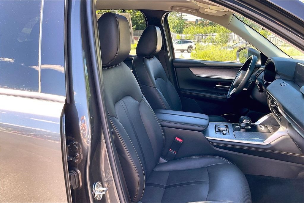 Used 2024 MAZDA CX-90 Plug-In Hybrid w/ Preferred AWD/4WD image 7