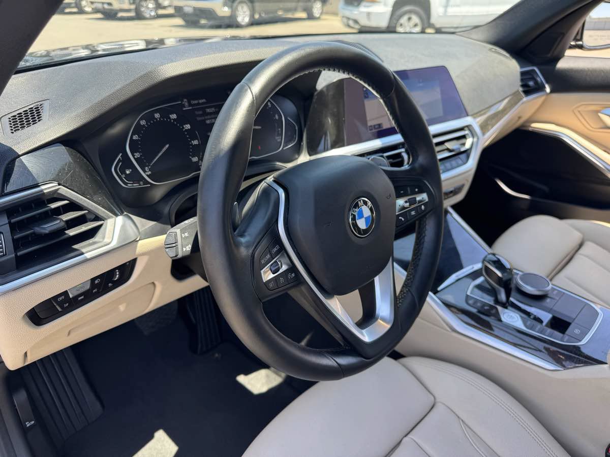 Used 2021 BMW 330i Sedan w/ Convenience Package RWD image 24
