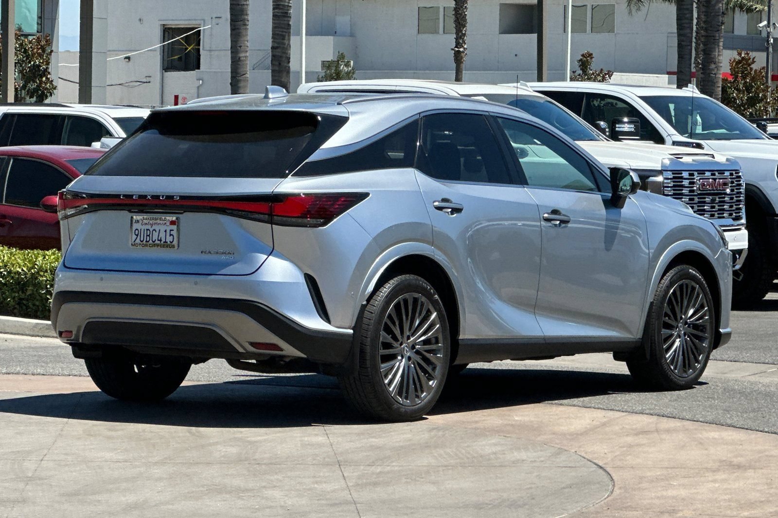 Certified 2025 Lexus RX 350 w/ Convenience Package AWD/4WD image 4