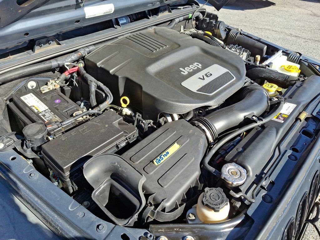 Used 2016 Jeep Wrangler Unlimited Sport image 24