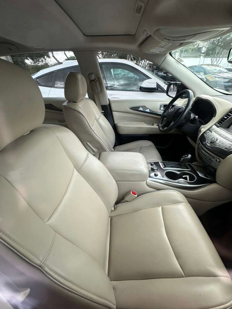 Used 2019 INFINITI QX60 Pure AWD/4WD image 10