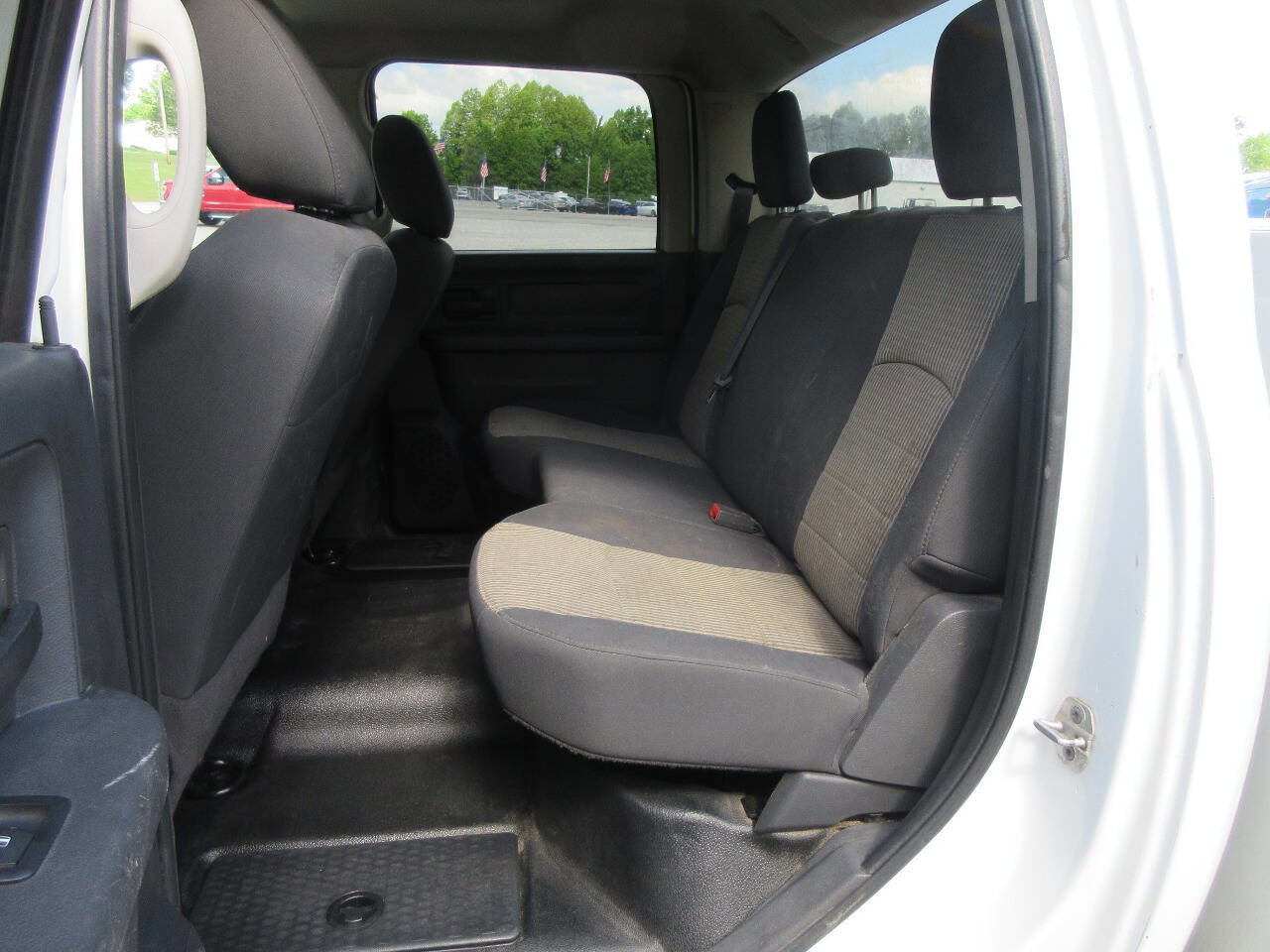 Used 2011 RAM 3500 ST w/ ST Popular Equipment Group RWD image 13