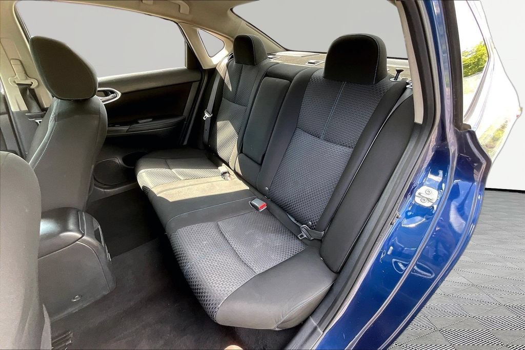 Used 2019 Nissan Sentra SR FWD image 25