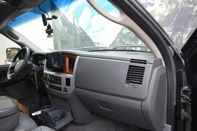 Used 2006 Dodge Ram 2500 Truck Laramie AWD/4WD image 25
