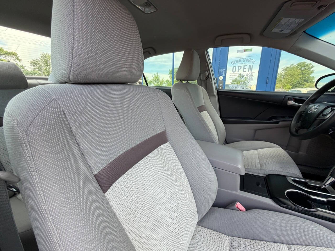 Used 2012 Toyota Camry LE w/ Preferred Accessory Pkg FWD image 25
