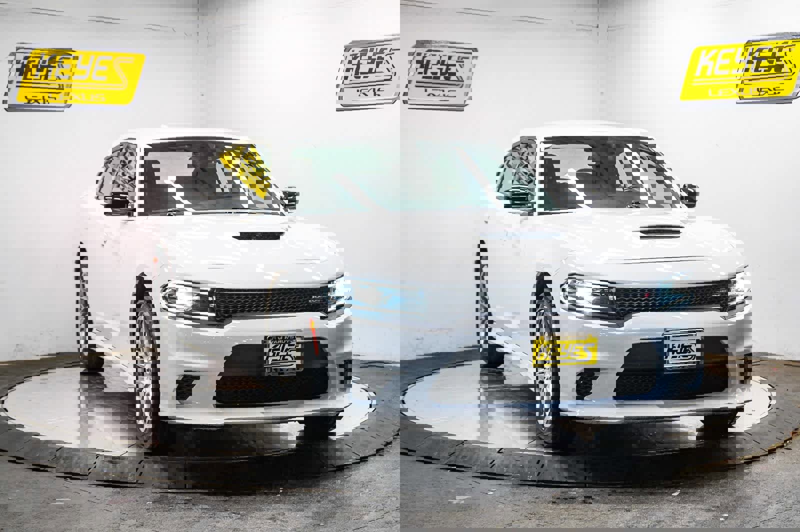 Used 2023 Dodge Charger GT image 4