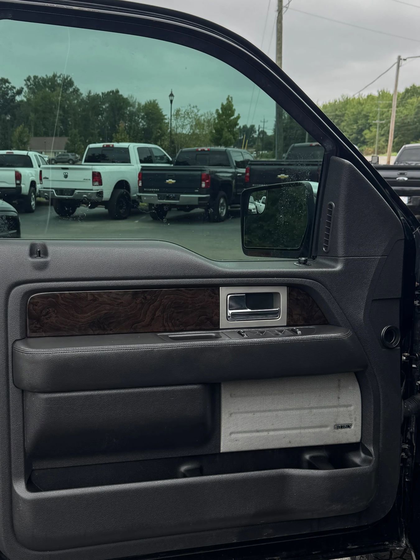Used 2013 Ford F150 Platinum AWD/4WD image 13