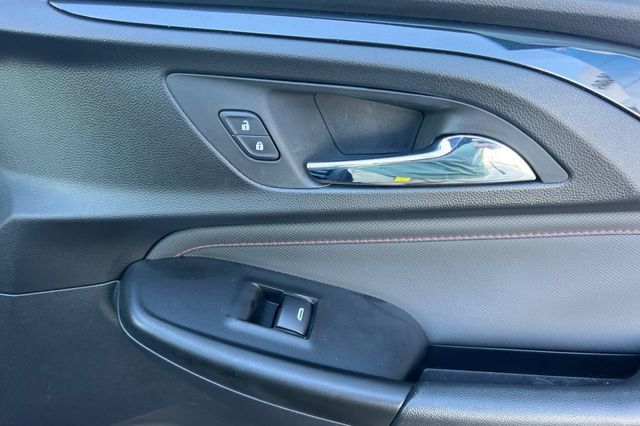 Used 2023 Chevrolet TrailBlazer RS w/ Sun and Liftgate Package image 21