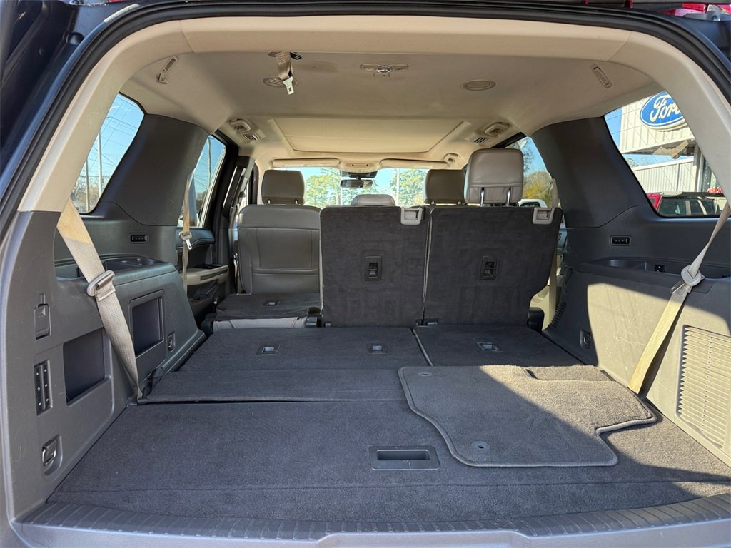 Certified 2019 Ford Expedition XLT w/ Equipment Group 202A image 16