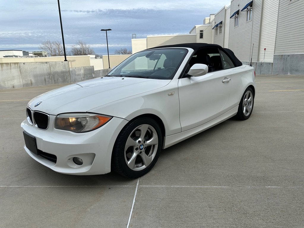 Used 2012 BMW 128i Convertible w/ Premium Pkg 2 image 3
