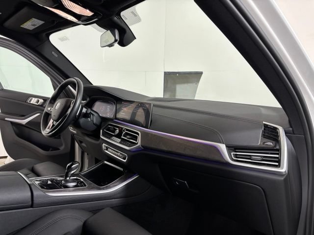Used 2022 BMW X5 xDrive40i w/ Climate Comfort Package AWD/4WD image 21