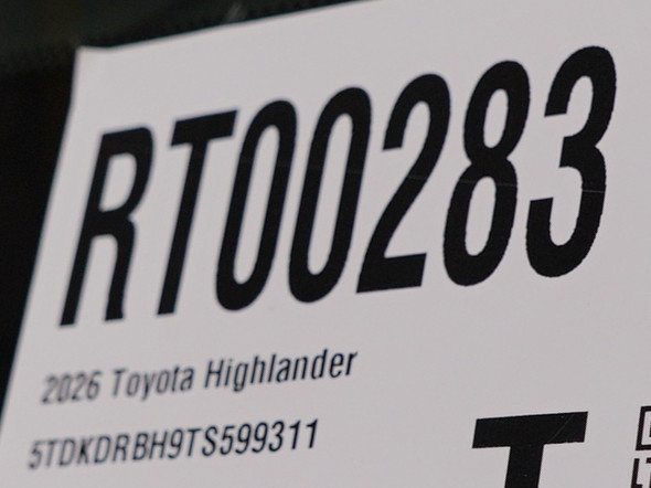 Used 2026 Toyota Highlander XSE AWD/4WD image 30
