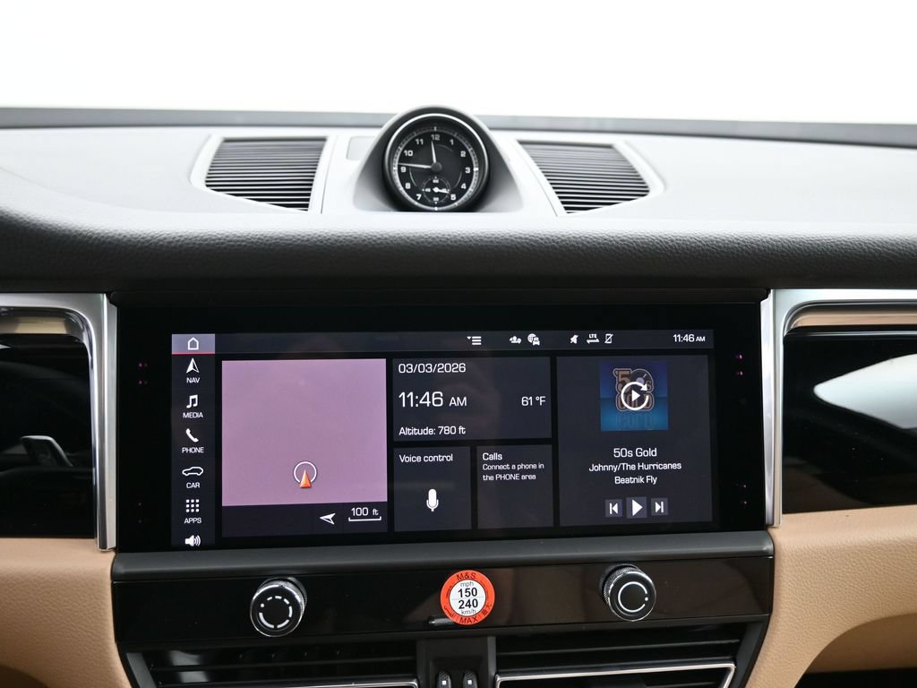 Certified 2026 Porsche Macan AWD/4WD image 15