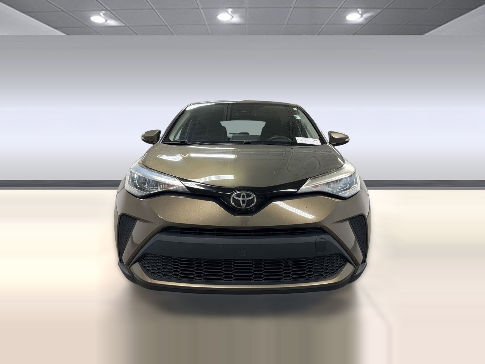 Used 2021 Toyota C-HR LE image 5