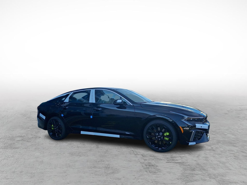 New 2027 Kia K5 GT FWD image 3