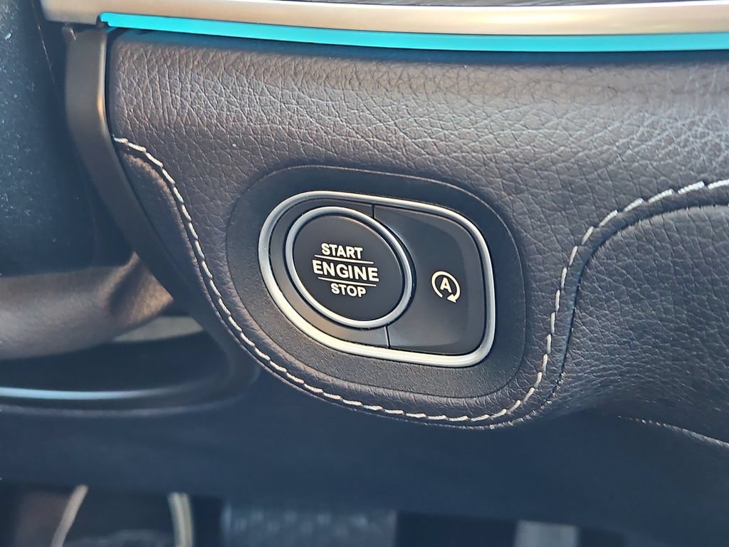 Used 2021 Mercedes-Benz GLE 450 4MATIC w/ Premium Package image 28