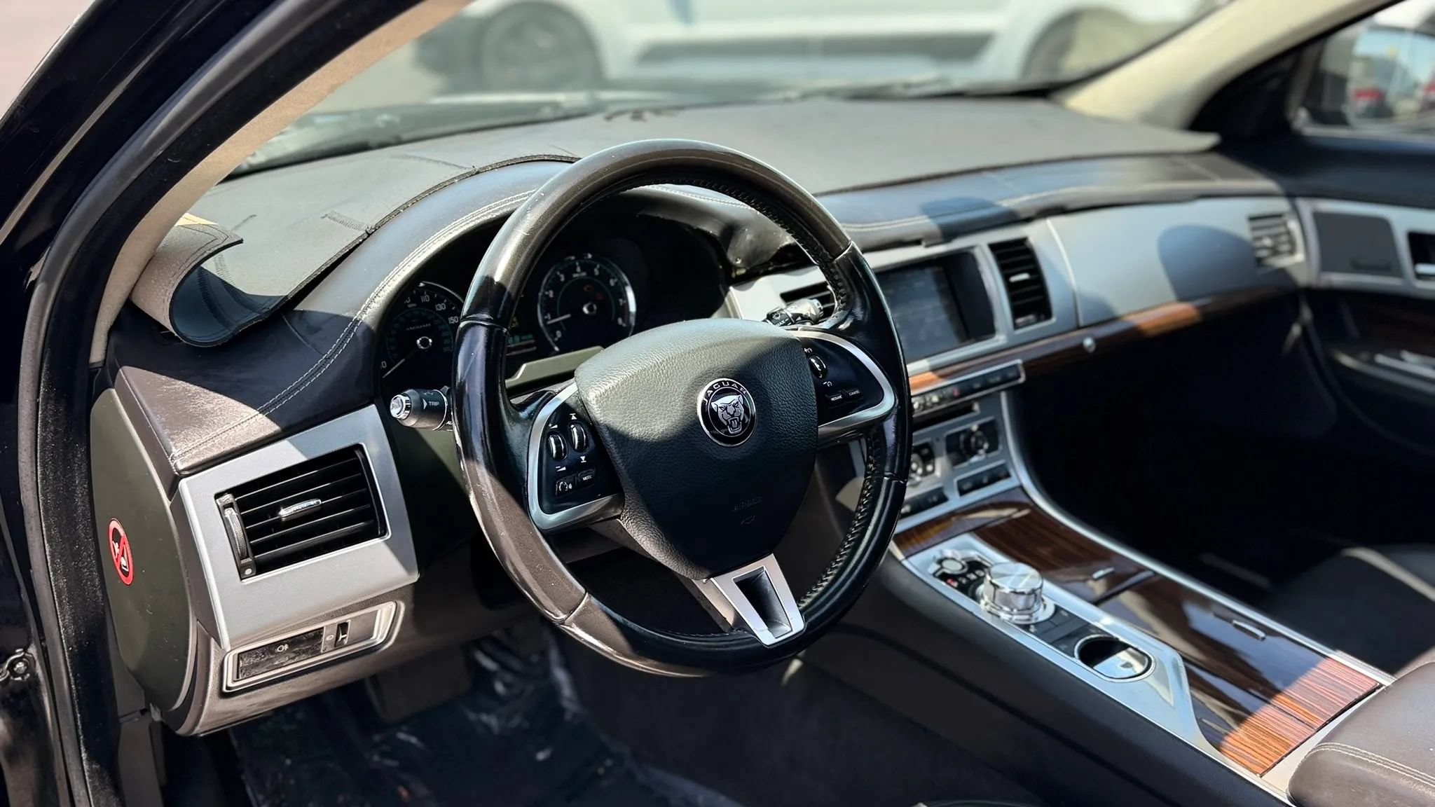 Used 2015 Jaguar XF Portfolio RWD image 15