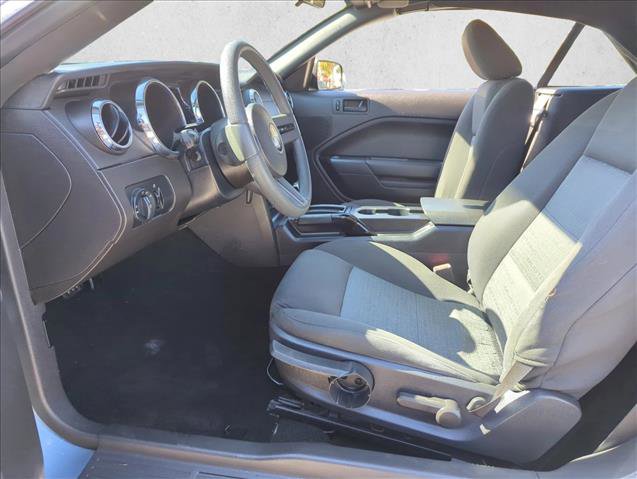 Used 2007 Ford Mustang Deluxe image 13
