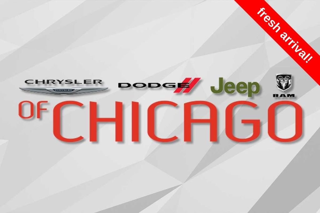 Used 2025 Jeep Wrangler Unlimited Sahara w/ Technology Group image 14