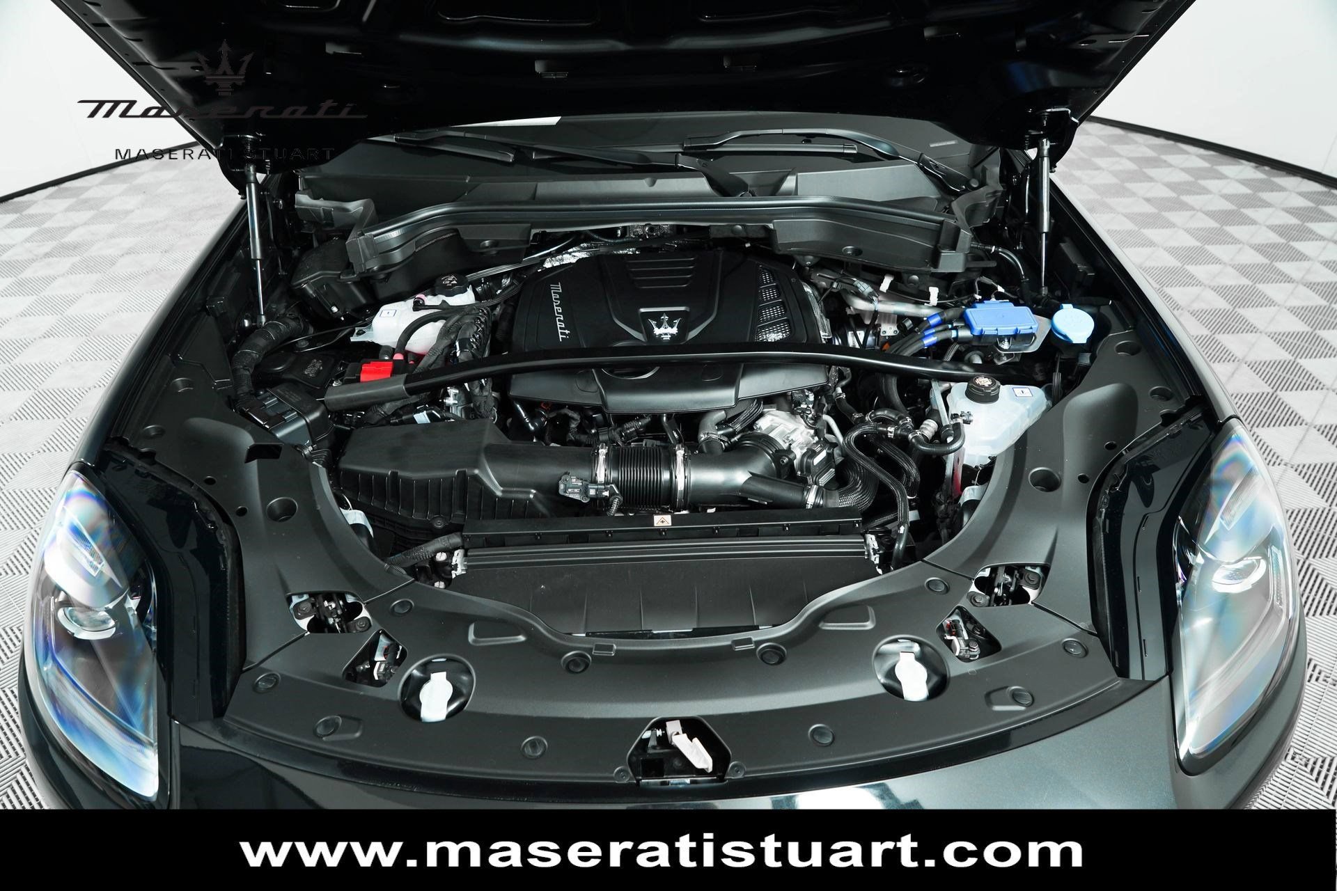 New 2025 Maserati Grecale GT AWD/4WD image 35