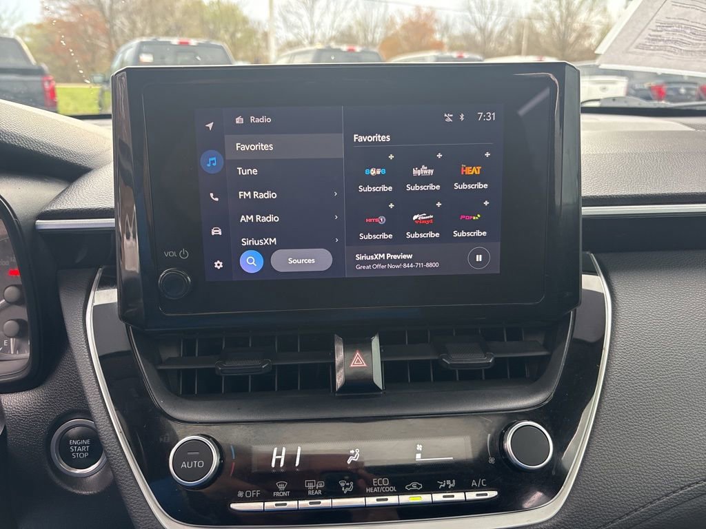 Used 2023 Toyota Corolla Cross LE w/ Moonroof Package image 27