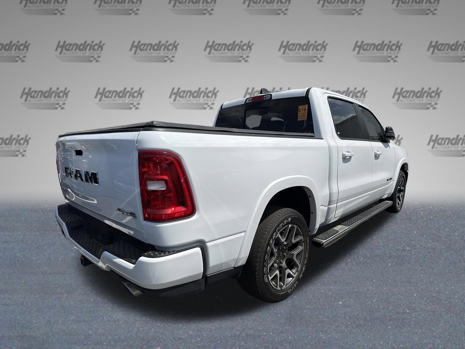 Used 2025 RAM 1500 Laramie w/ Sport Appearance Package AWD/4WD image 16