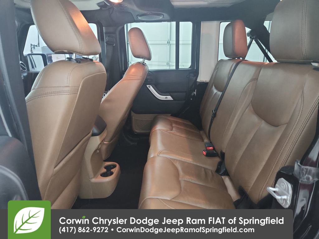 Used 2014 Jeep Wrangler Unlimited Rubicon w/ Connectivity Group image 21