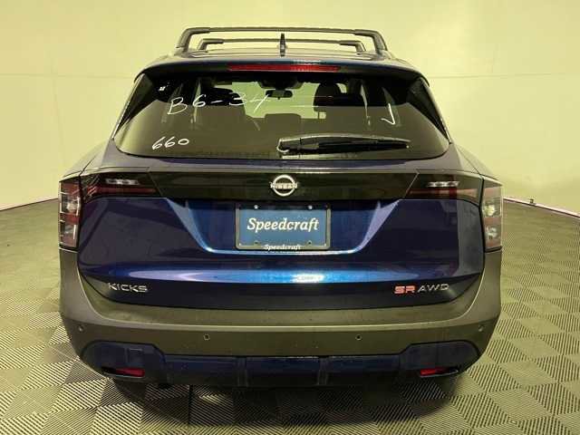 New 2026 Nissan Kicks SR w/ Cold Weather Package image 6