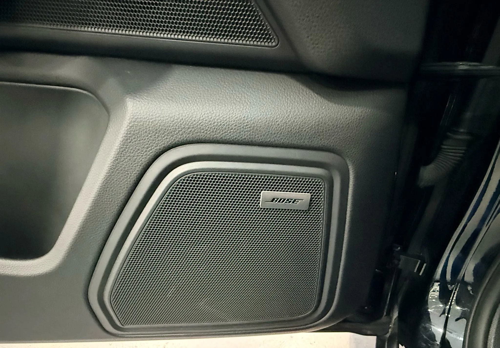 Used 2018 Porsche Macan Sport Edition image 44