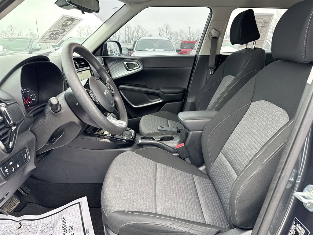 Used 2022 Kia Soul S image 20