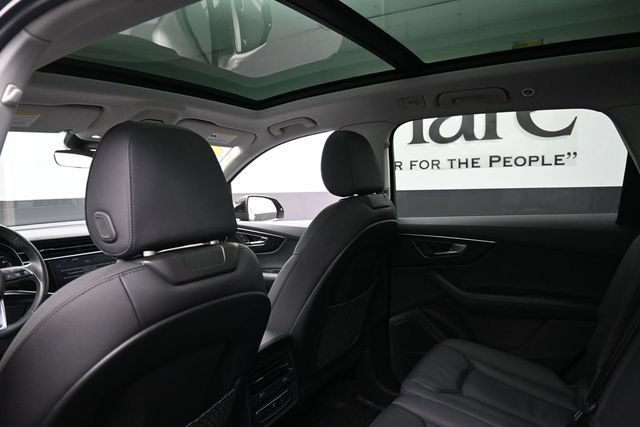 Used 2023 Audi Q7 2.0T Premium Plus w/ Premium Plus Package AWD/4WD image 25