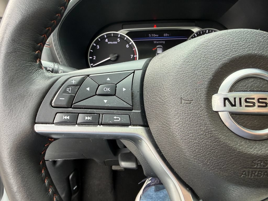 Used 2023 Nissan Sentra SR w/ SR Premium Package FWD image 22