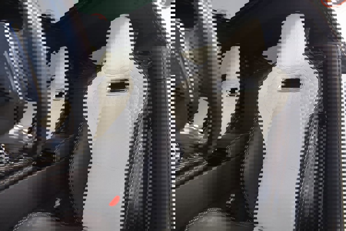 Used 2021 Jaguar F-TYPE R image 34