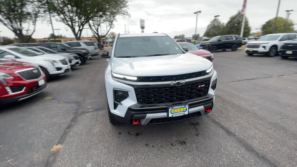 New 2026 Chevrolet Traverse Z71 w/ Driver Confidence Package image 3