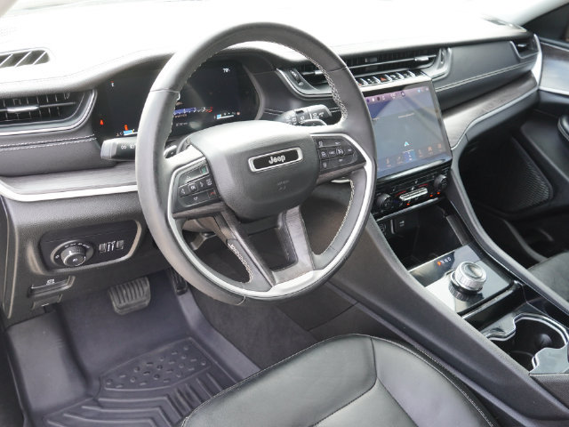 Used 2023 Jeep Grand Cherokee L Limited RWD image 26