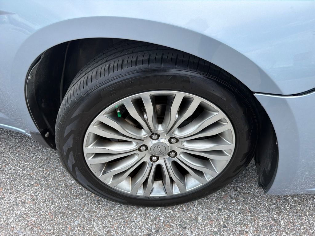 Used 2013 Chrysler 200 Limited FWD image 42